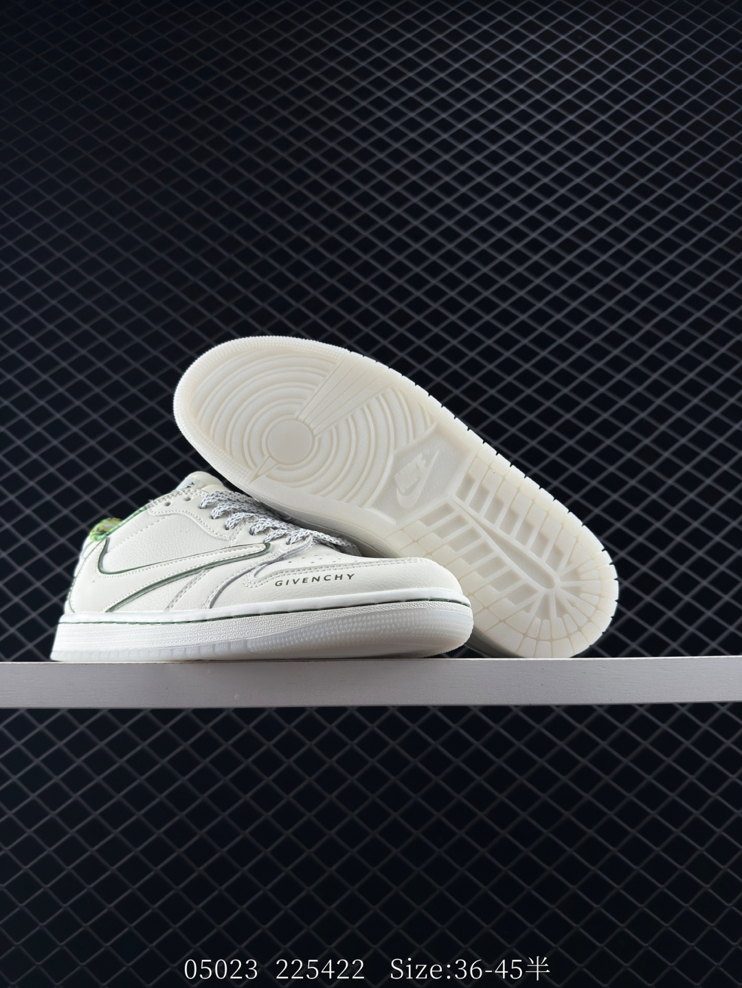 Travis Scott x Air Jordan 1 ” Reverse Mocha “